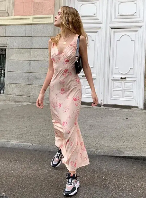 Réalisation Par The Ivy Eden Dress Pink Size 8 for rent on The Volte - main image