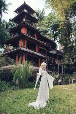 Spell and the Gypsy Gwendolyn Wrap Dress White Size 10 for rent on The Volte - image 3