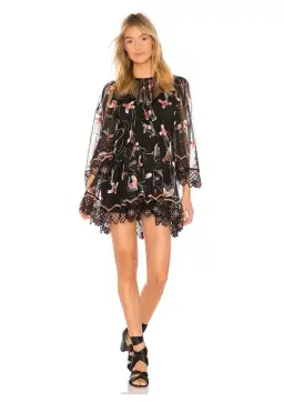 Alice McCall Wish You Were Here Mini Dress in Black Sugar Plum
Size 10 Floral