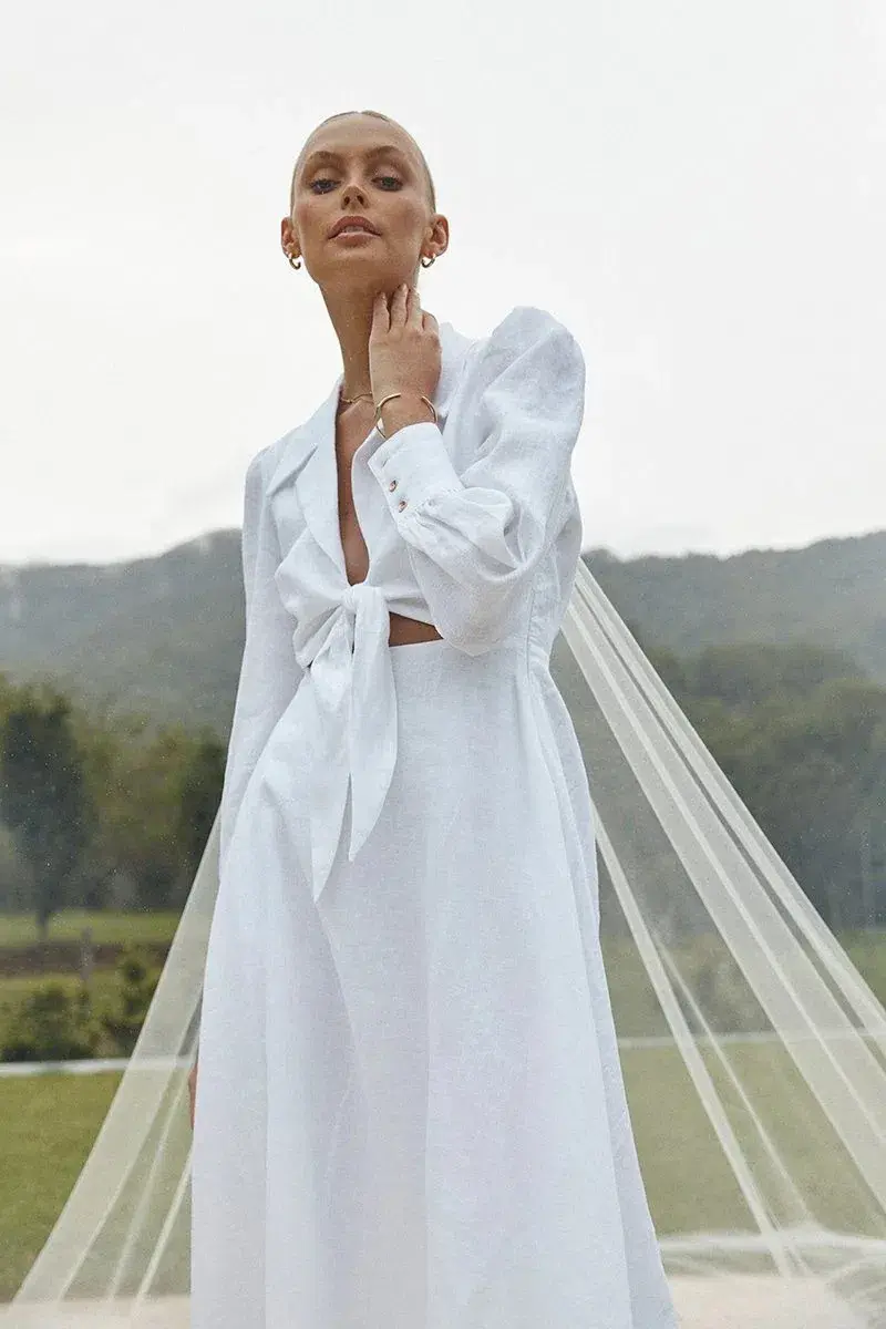 Dissh Sia Linen Collar Midi Dress White Size 10 for rent on The Volte - main image