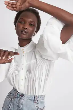 Wilderness Shirt White Size 14 for rent on The Volte - image 1