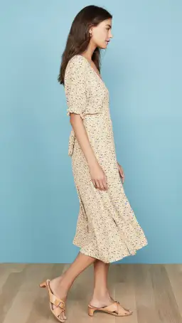 Faithfull the Brand Farrah Midi Dress Print Size 10 for rent on The Volte - image 2