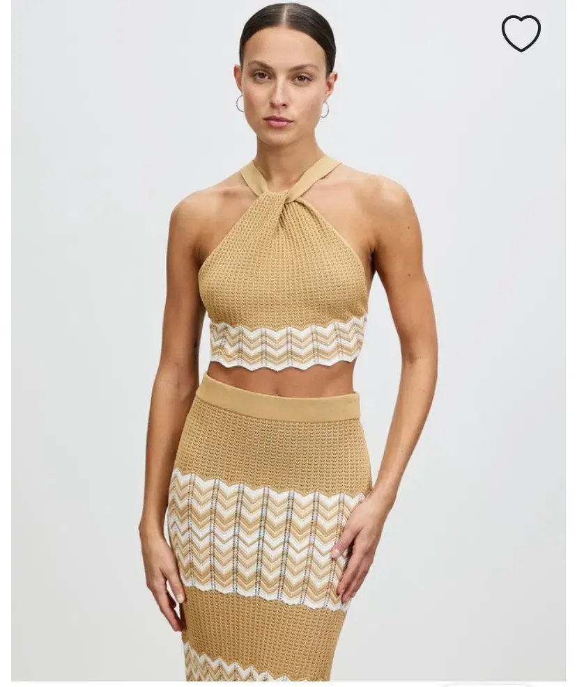 Lover Set for rent on The Volte - main image