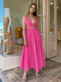 Issy Hoops Dress in Blossom Pink Size 8 for rent on The Volte - image 6