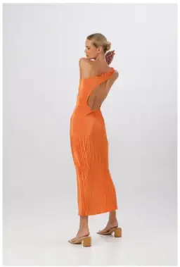 L'Idee Naomi Gown Orange Size 6 for rent on The Volte - image 1