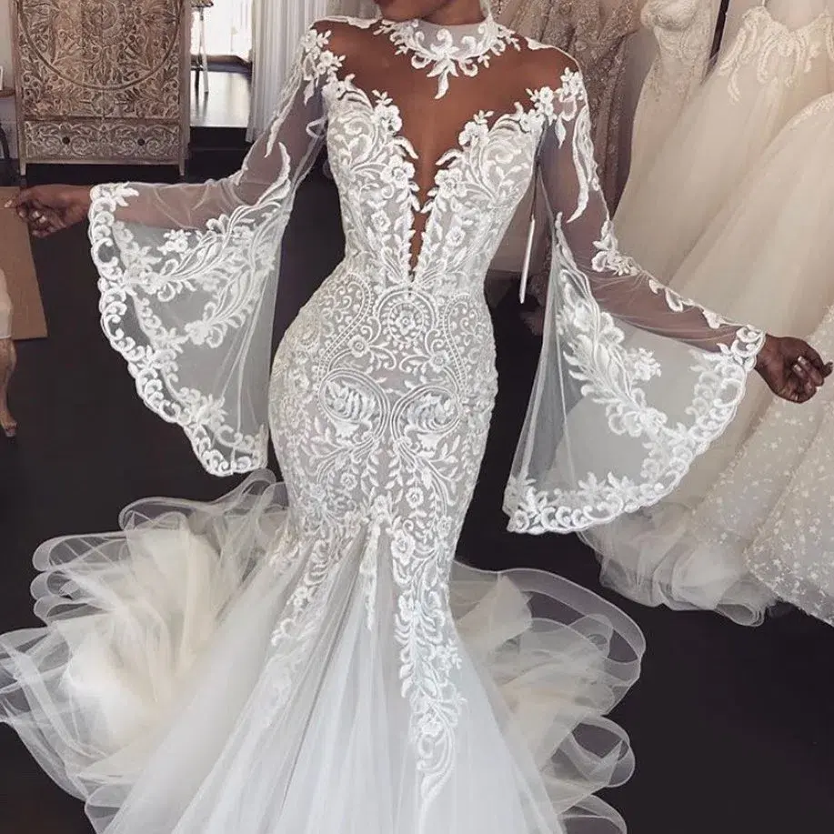 Leah Da Gloria Custom Made Wedding Dress White Size 6 for rent on The Volte - main image