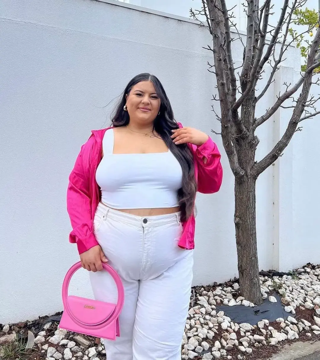 Jacquemus Le Sac Rond Shoulder Bag Pink for rent on The Volte - main image