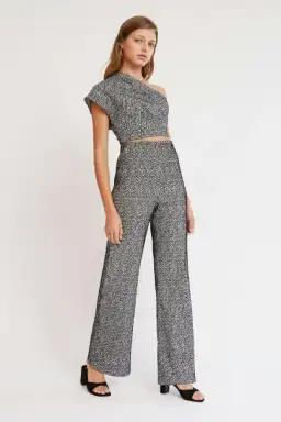 Finders Keepers Mona Top Black with White Print Size XXS for rent on The Volte - image 1