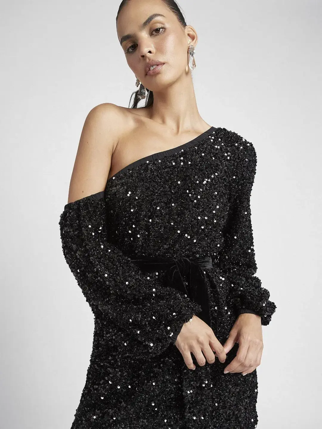 Sheike Empire Sequin Dress Black Size 6 for rent on The Volte - main image