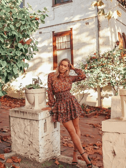 KOOKAI - BOUQUET RED FLORAL DRESS - SIZE 6 for rent on The Volte - image 4