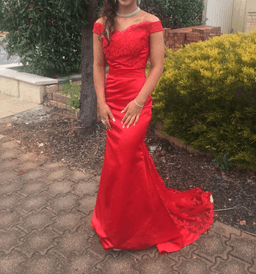 Mermaid jadore style dress for rent on The Volte - image 1