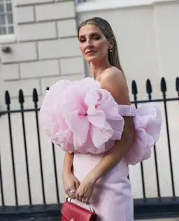 Rachel Gilbert Angelo Gown Pink Size AU 6 for rent on The Volte - image 2