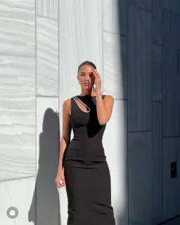 Bianca & Bridgett Valencia Dress Black Size 8 for rent on The Volte - image 4