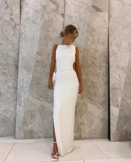 Effie Kats Rae Gown White Size 8 for rent on The Volte - image 1