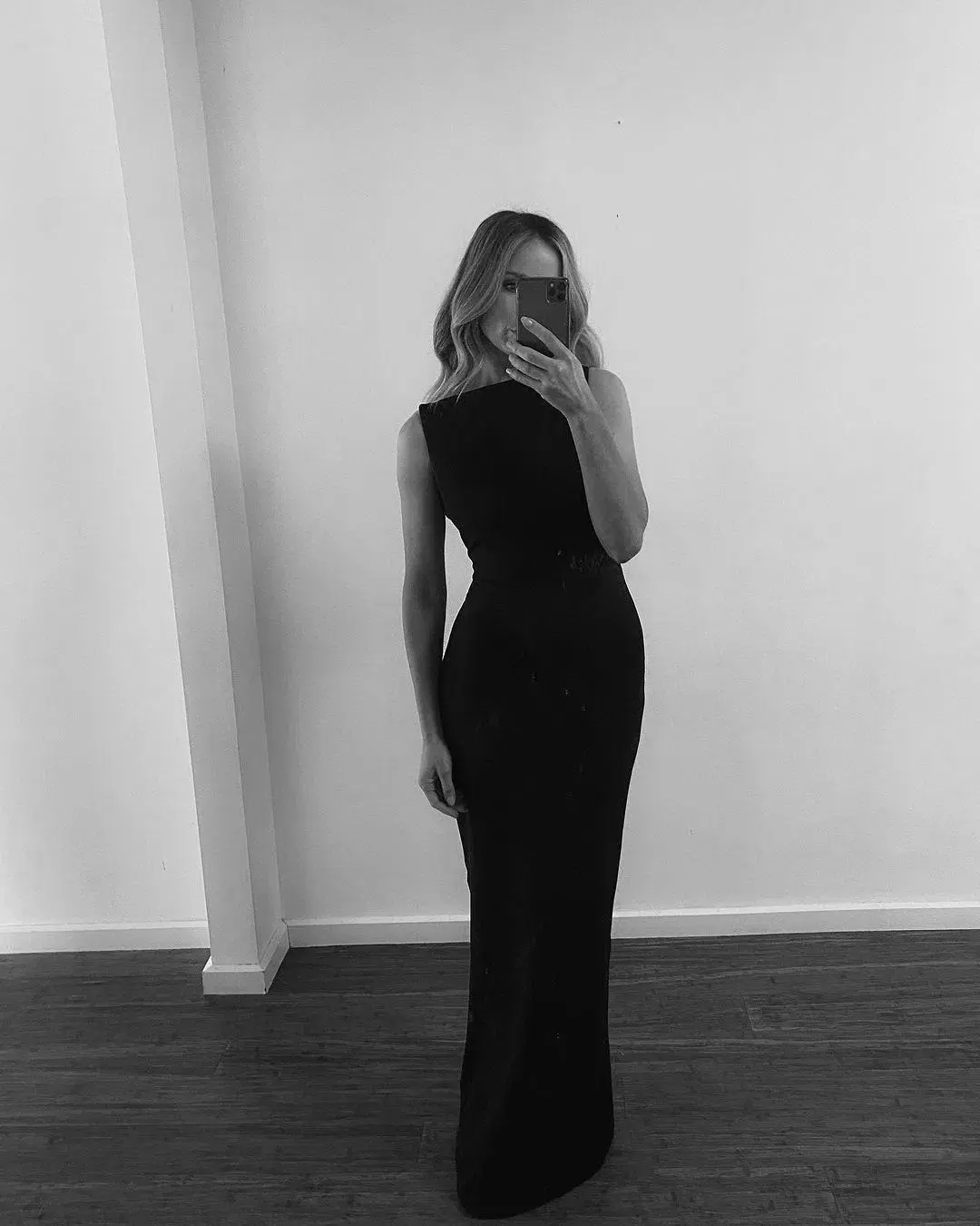 Effie Kats Verona Maxi Dress Black Size 10 for rent on The Volte - main image