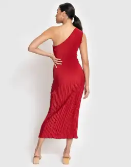 L'Idee Soiree One Shoulder Gown Red Size 10 for rent on The Volte - image 3