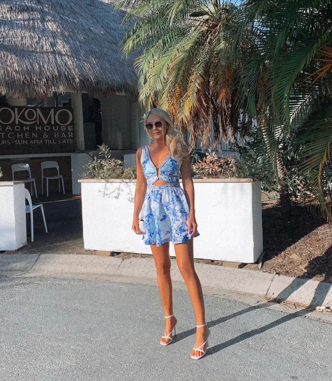 Camilla Short V Neck Cutout Dress Heart Of A Dragon Print Size XS / Au 6 for rent on The Volte - main image