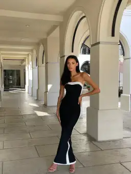 Bianca & Bridgett Ashley Dress Black Size 6 for rent on The Volte - image 3