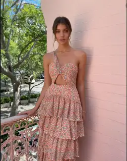 Significant Other Escape Dress Floral Size 8 for rent on The Volte - image 4