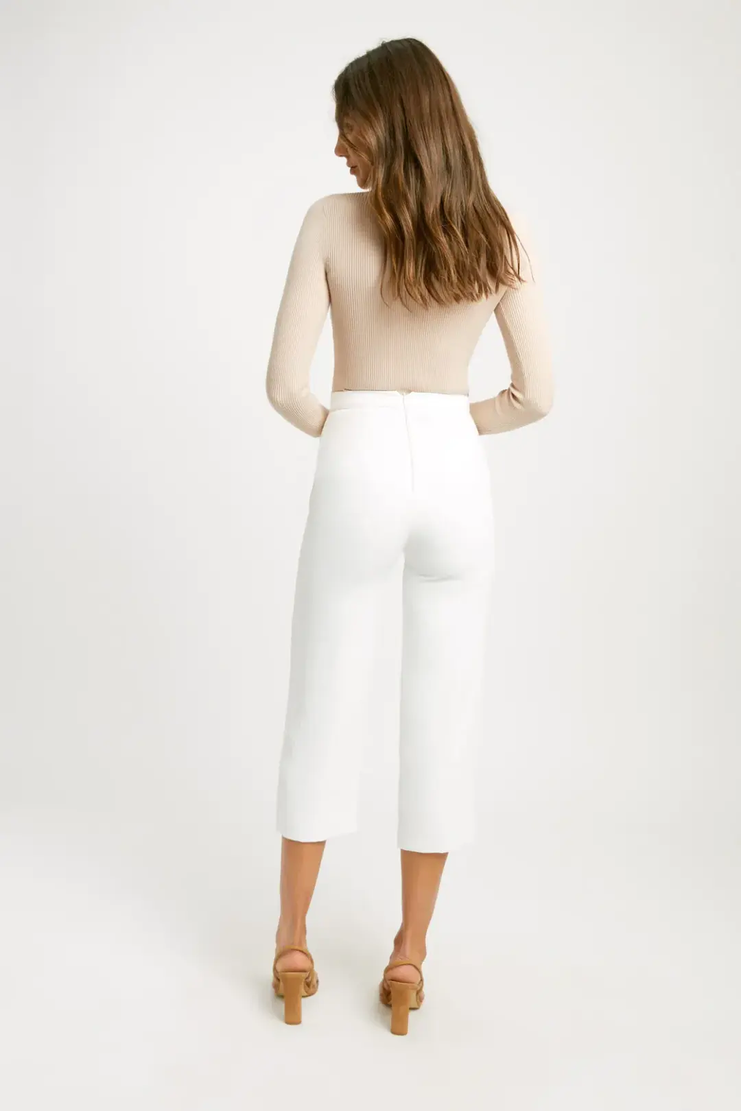 Kookai Oyster Pants White Size 38 / Au 10 for rent on The Volte - main image