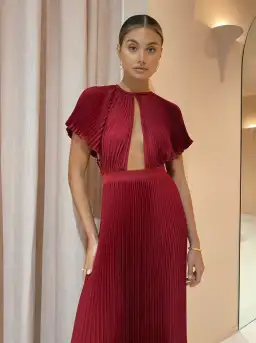 L'IDEE - Theatre Gown - Ruby - Size 10 for rent on The Volte - image 2