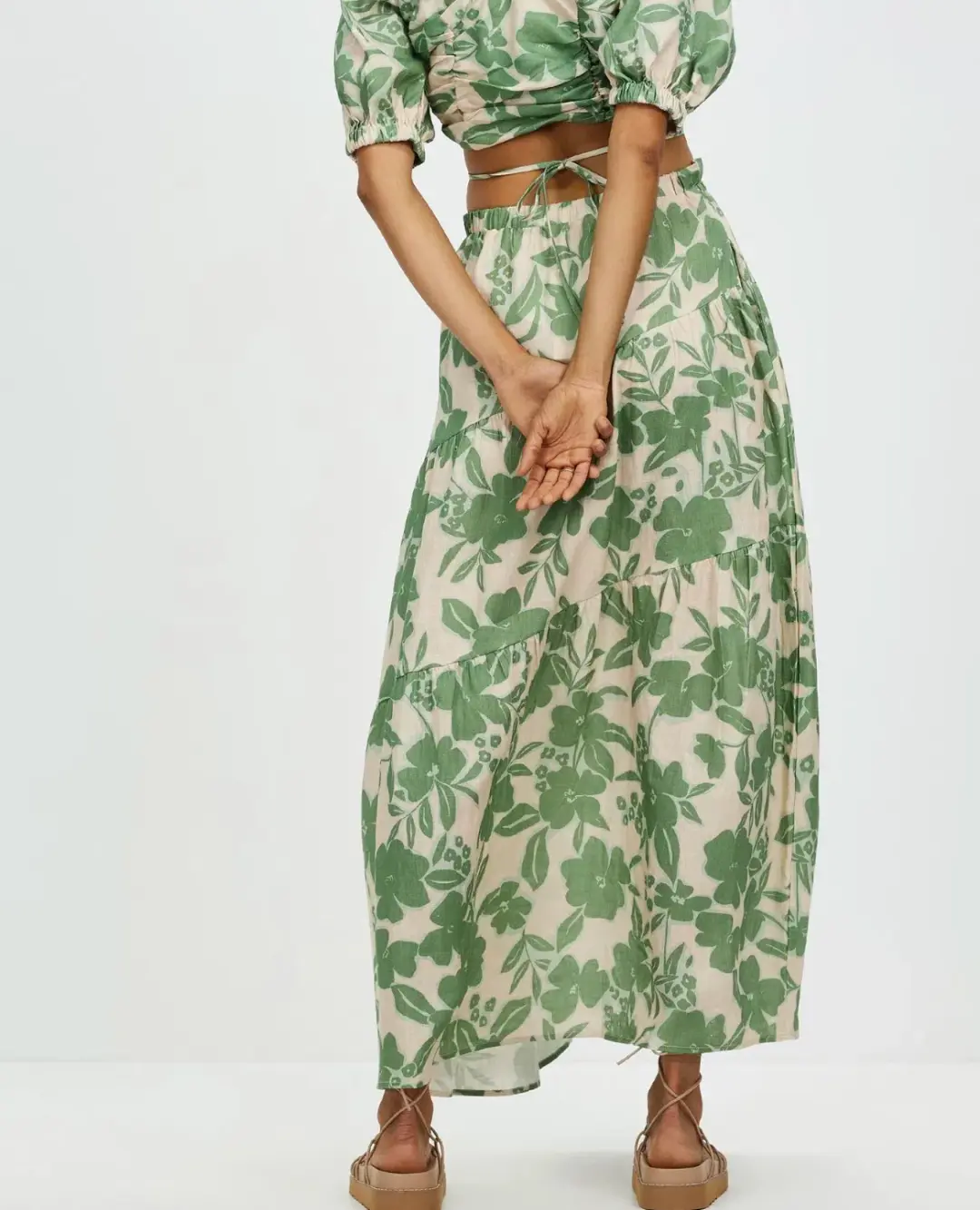 Aere Gathering Detail Linen Top & Maxi Skirt Set Floral Ivy Size 8/10 for rent on The Volte - main image