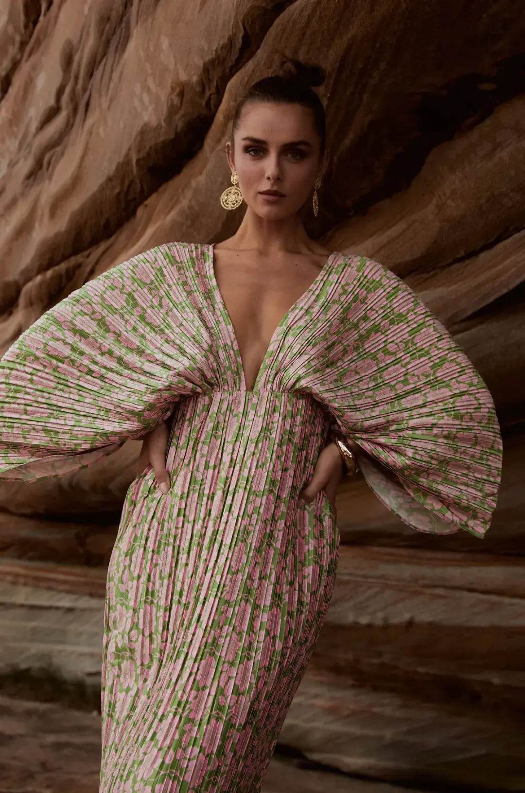 SONYA MODA GIANNA FOREVER DRESS FLORAL SIZE M/AU 10 for rent on The Volte - main image