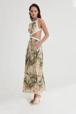 Significant Other Marino Dress Floral Print Size 6 for rent on The Volte - image 2