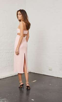 ELLE CUT OUT MIDI DRESS IN LIGHT BLUSH