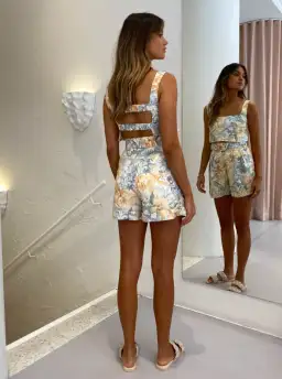 Significant Other Island Bouquet Set Blue Size AU 8 for rent on The Volte - image 2