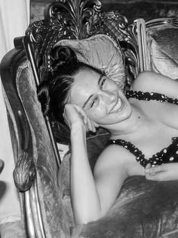 The Julia - Black and White Spot for rent on The Volte - image 6