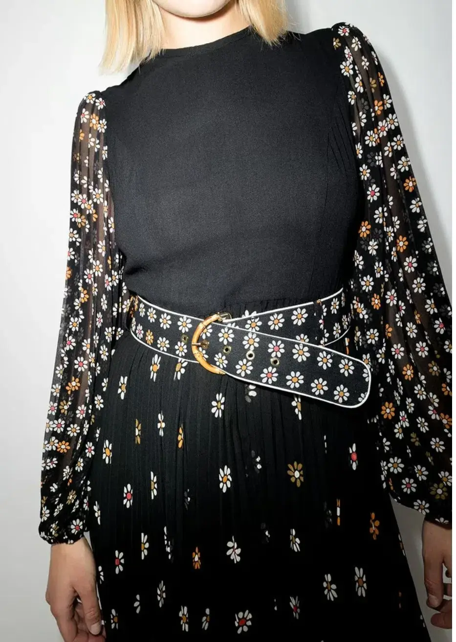 Zimmermann Sunray Long Sleeve Midi Dress Daisy Print Size 1 / Au 10 for rent on The Volte - main image