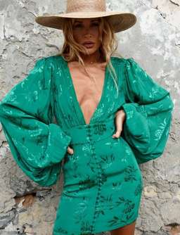 Rat & Boa Isabella Dress Green XS/AU 6 for rent on The Volte - image 5