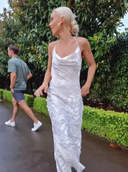 Rat & Boa Primrose Dress Off White Size XS / Au 6 for rent on The Volte - image 4