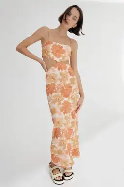 Significant Other Maeve Maxi Dress Scarlet Poppy Floral Size 6 for rent on The Volte - image 3