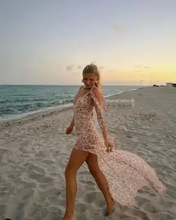 Arcina Ori Amelie Dress Floral Size 8 for rent on The Volte - image 10