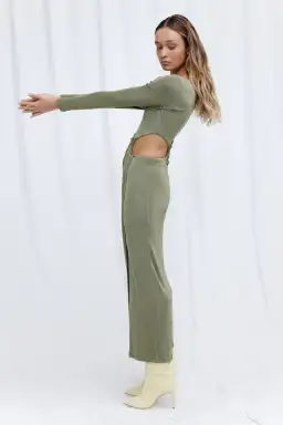 Significant Other Ivy Midi Dress Green Size 8 for rent on The Volte - image 2