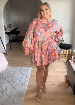 Bohemian Traders Winter Genoa Mini in Peony Floral Size AU 18 for rent on The Volte - image 1