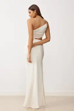 Lexi Delta Dress Oyster Size 6 for rent on The Volte - image 2