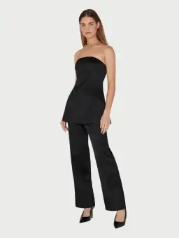 Hansen & Gretel Orsun Set Black Size 6 for rent on The Volte - image 1