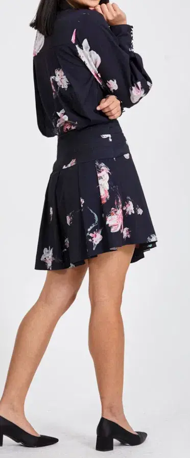 AJE Gabyon Long Sleeved Wrap Floral Print Mini Dress Kimono Black/Pink Size 6 for rent on The Volte - main image