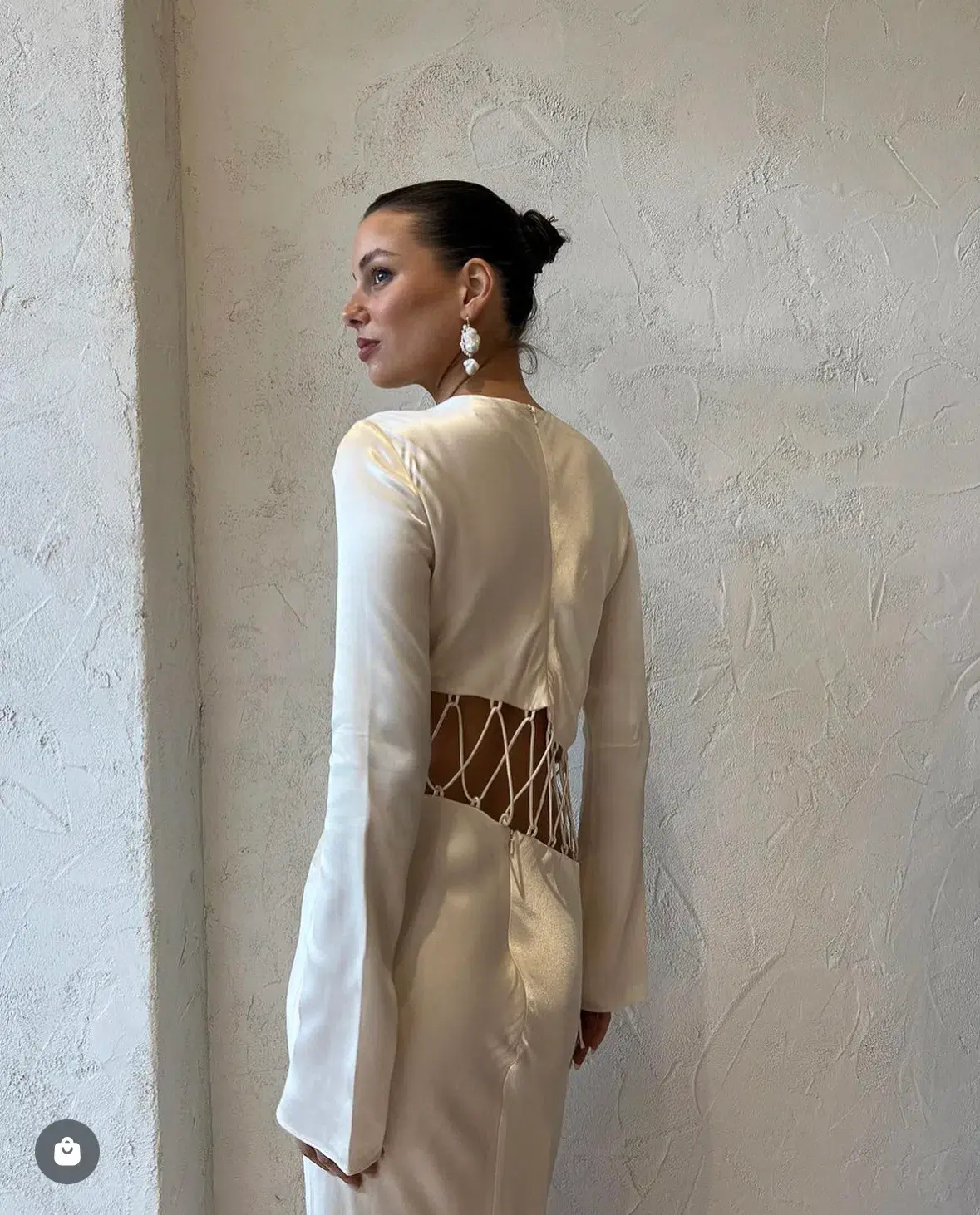 Shona Joy Arienzo Asymmetrical Lace Up Maxi Dress In Cream Size 6  - Image 4