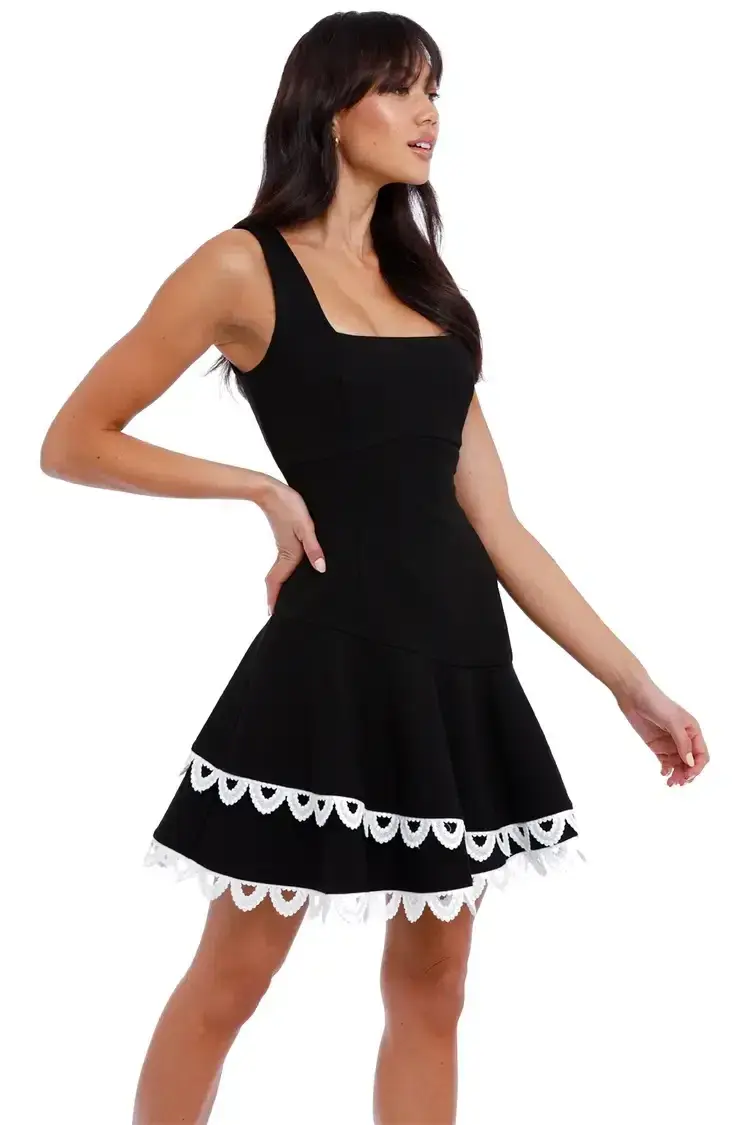 Elliatt Elevated Dress Black and White Size 14 - Image 4