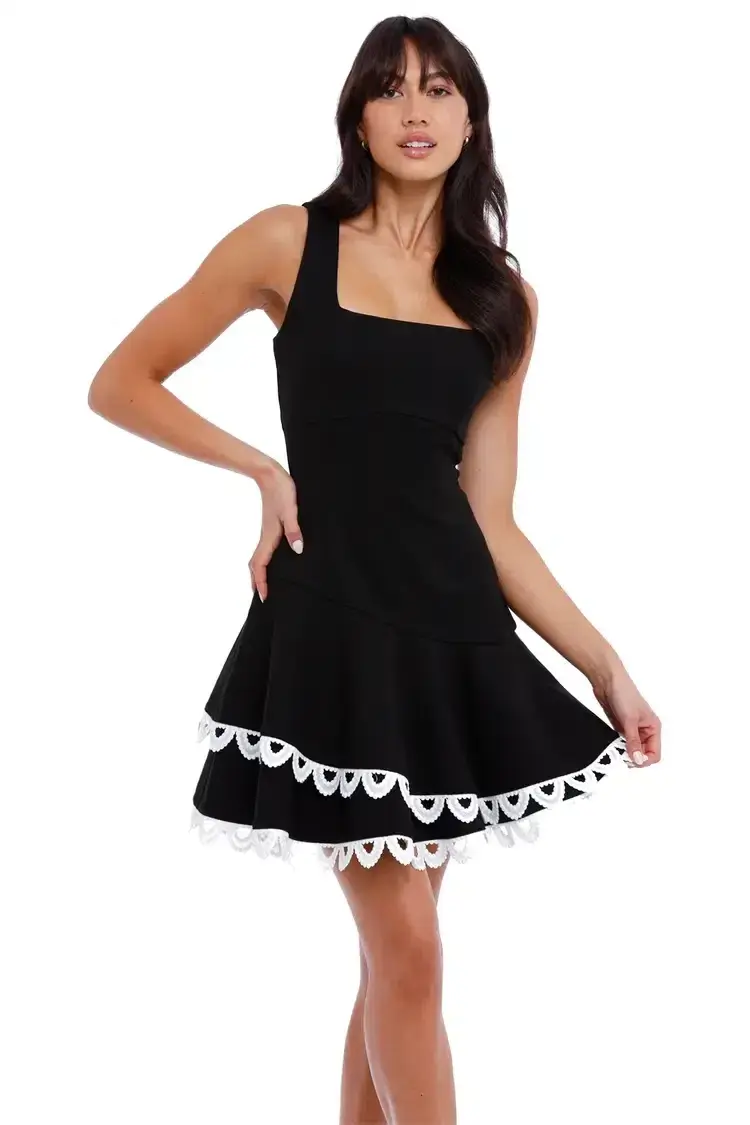 Elliatt Elevated Dress Black and White Size 14 - Image 2
