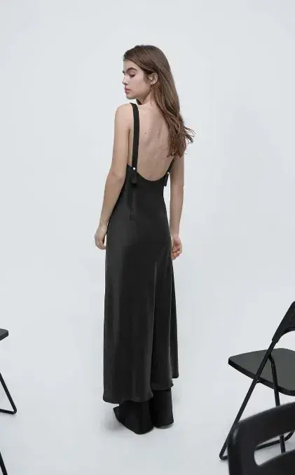 Silk Laundry Deco Ruched Dress Black Size XS / AU 6 for rent on The Volte - main image