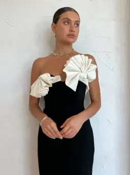 Rachel Gilbert Lavina Midi Dress Black/White Size 1 / AU 8 for rent on The Volte - image 4