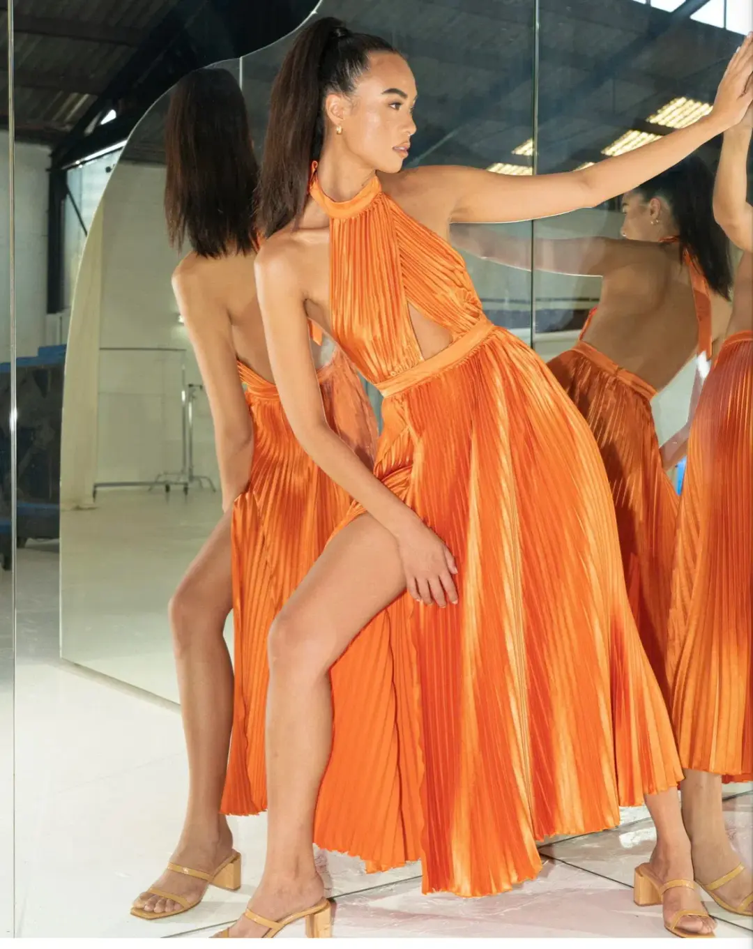 L'Idee Renaissance Split Gown in Tangelo Size XS / AU 6 for rent on The Volte - main image