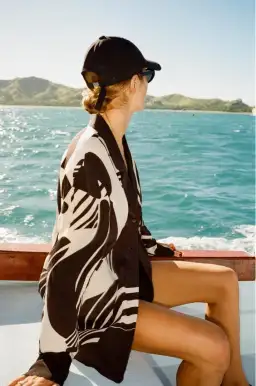 Sir The Label Realisme Set Print Size 2/Au 12 for rent on The Volte - image 3