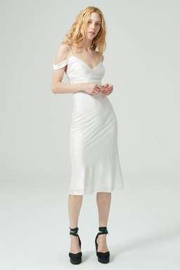 Hansen & Gretel Silk Dress White Size 6 for rent on The Volte - image 1