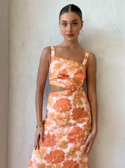 Significant Other Elena Cut Out In Scarlet Poppy Print Size 10 for rent on The Volte - image 2